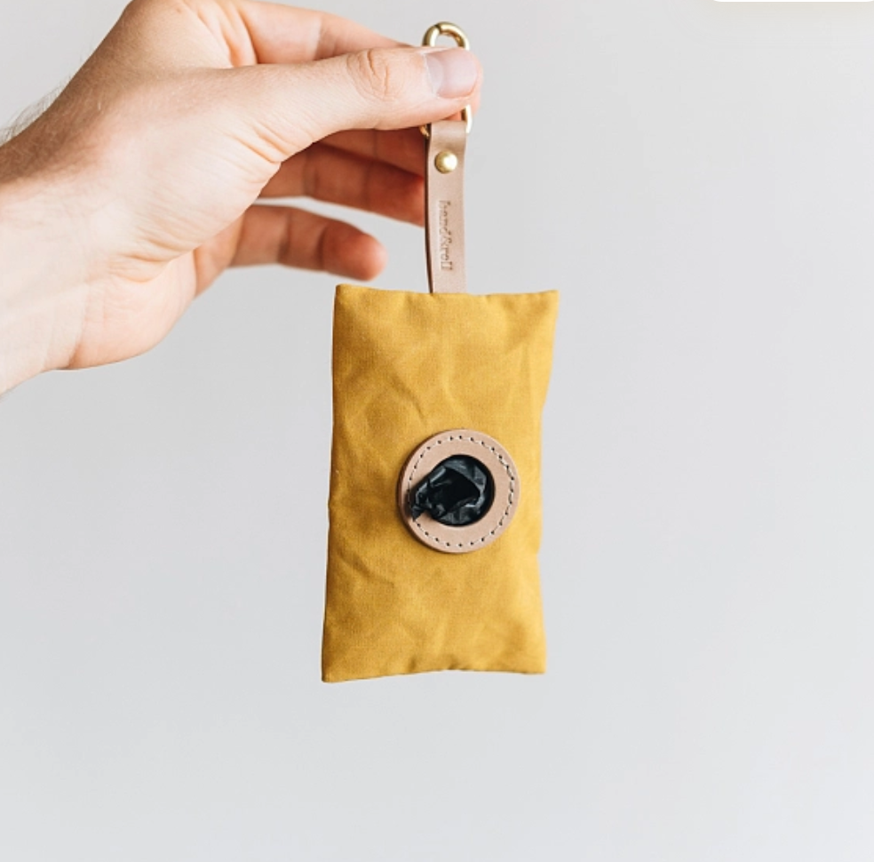 《NOI》《Portable Poo Bag / トイレバッグ入れ》