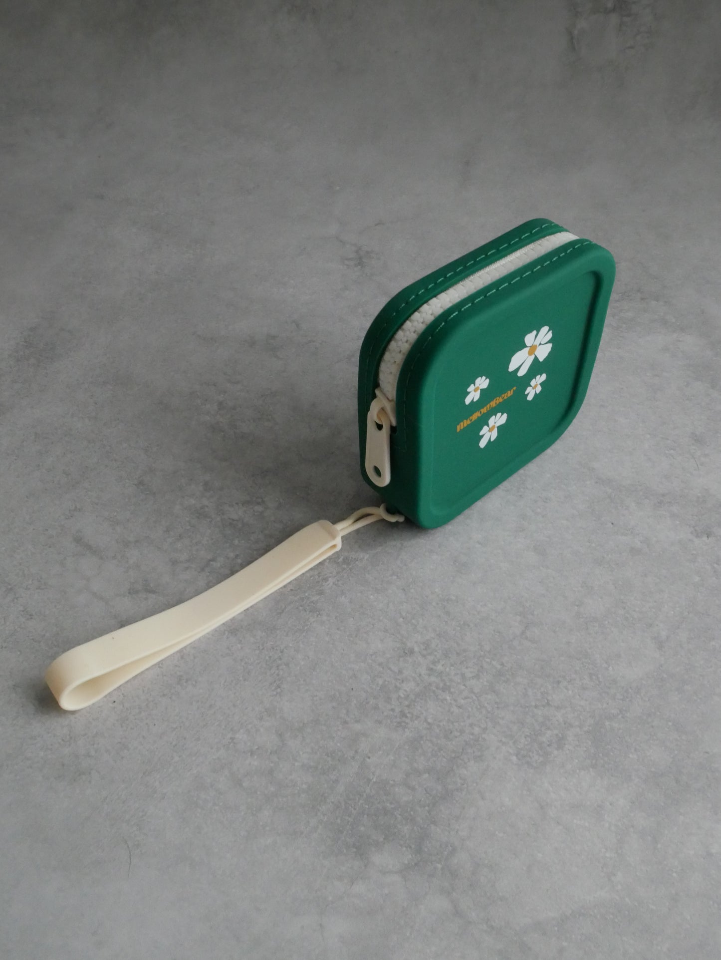 《Washable Treats holder / おやつ入れ》