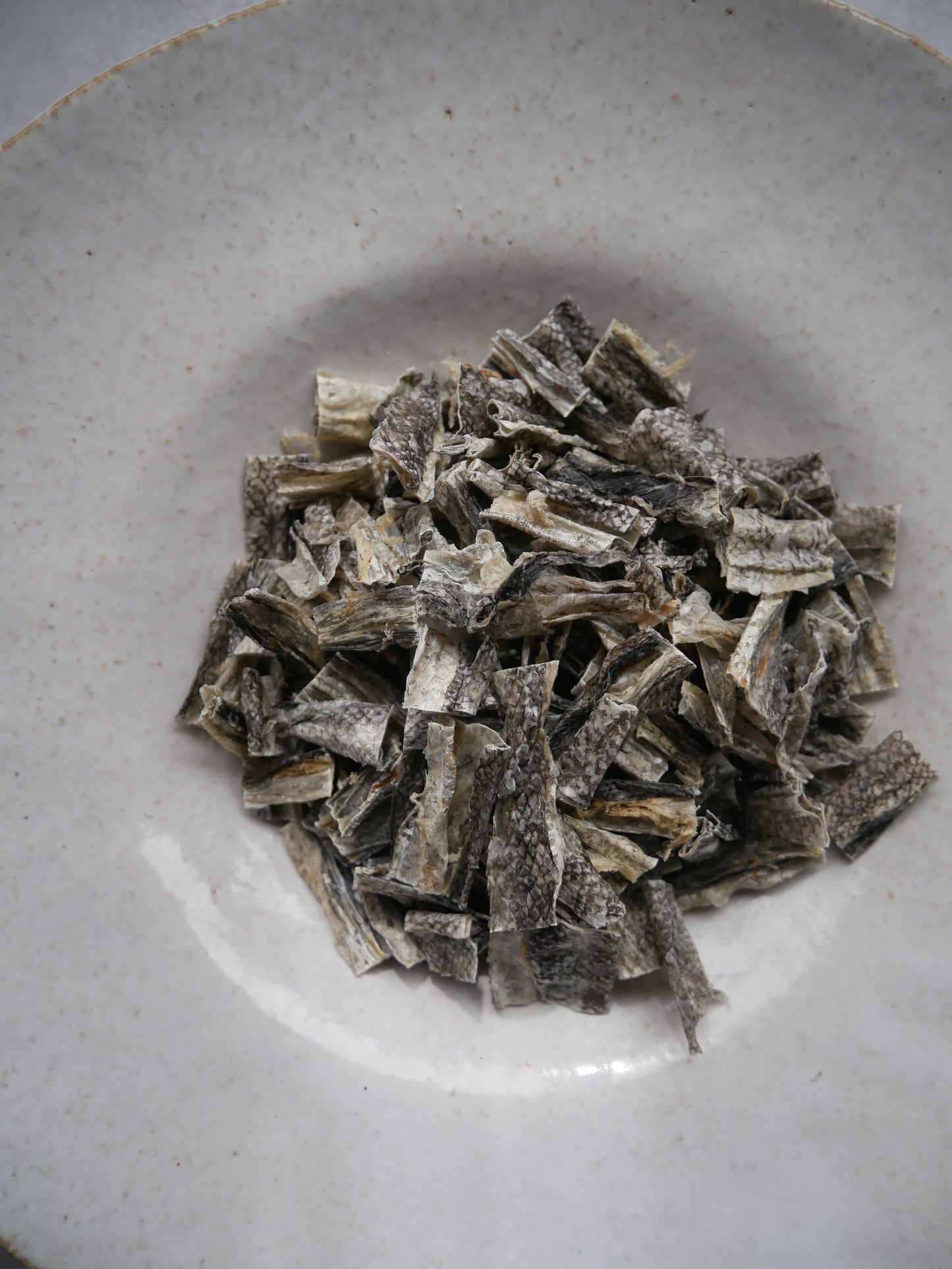 《無添加＆アップサイクル》《スケトウダラのひとくちトリーツ》　　